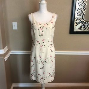 Pretty Donna Ricco embroidered dress
